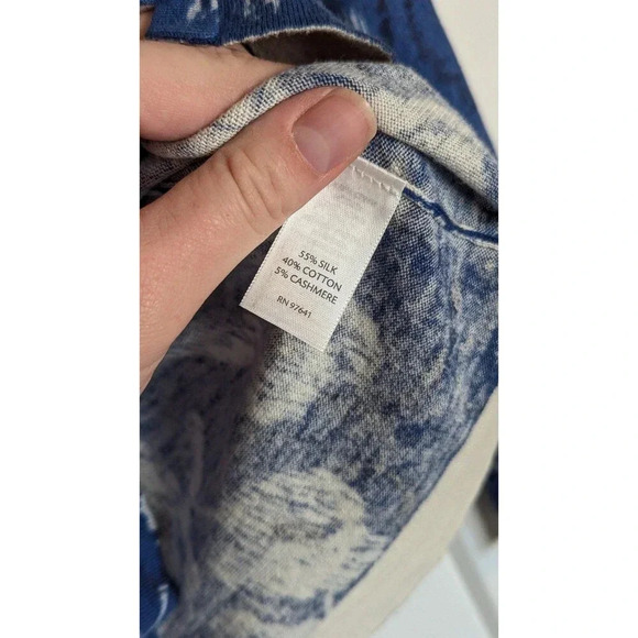 J. Jill Silk Cashmere Blend Blue Floral Cardigan sz S - Picture 5 of 5